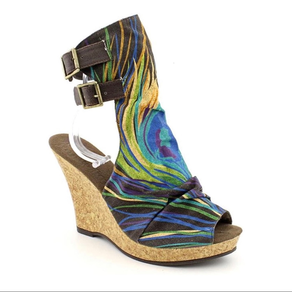 Muk Luks summer sun luk multi wedge sandal cork 9